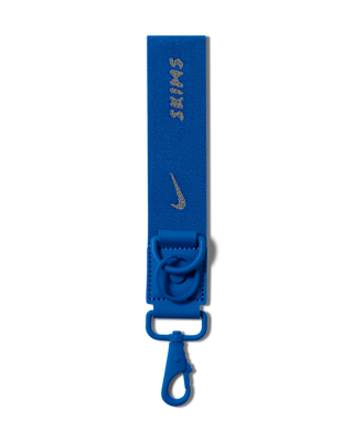 W+NSKM+KEYCHAIN.png
